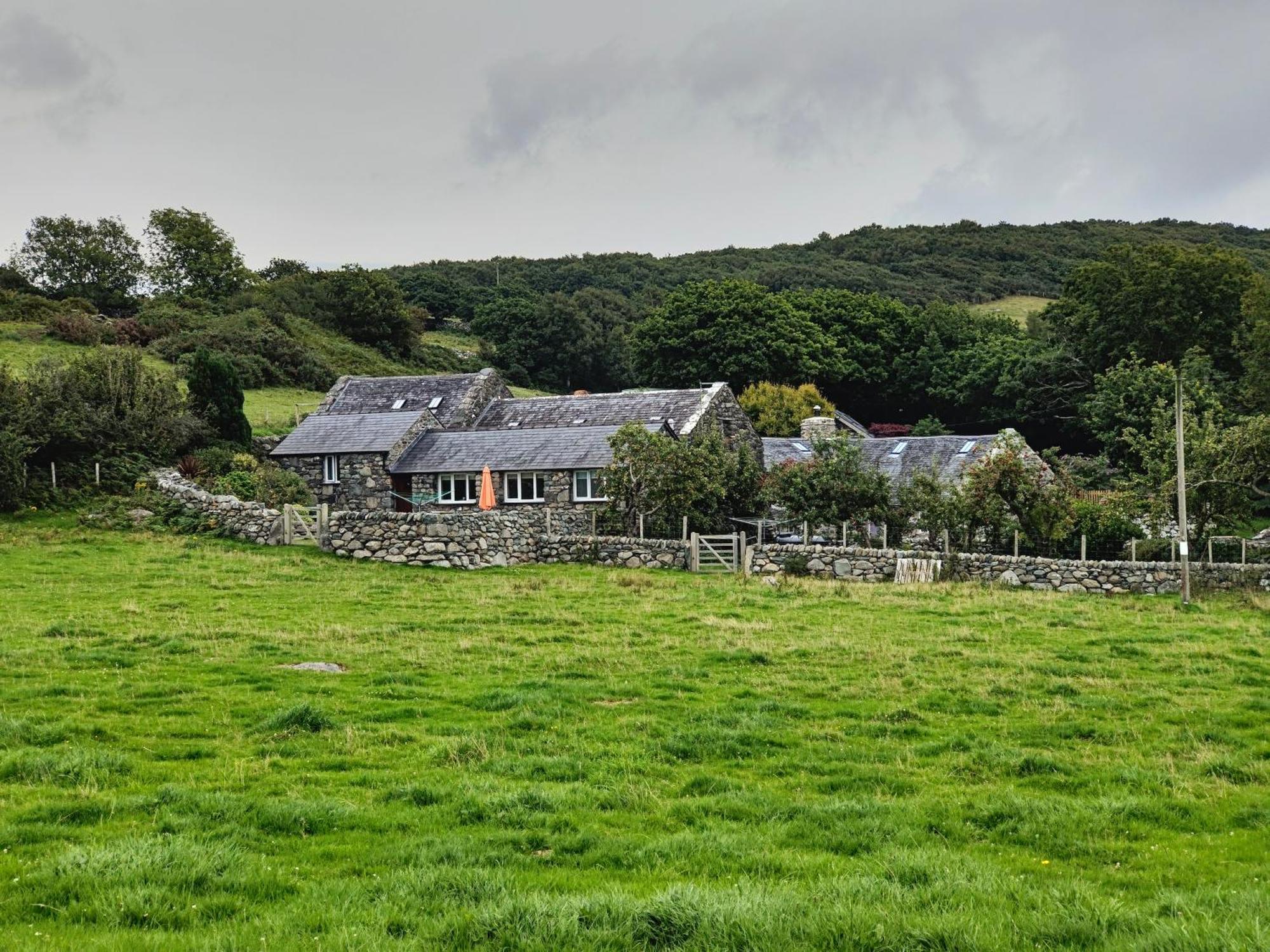 Apartmán Ty Gwennol Near Gilfach Goch Llanbedr  Exteriér fotografie